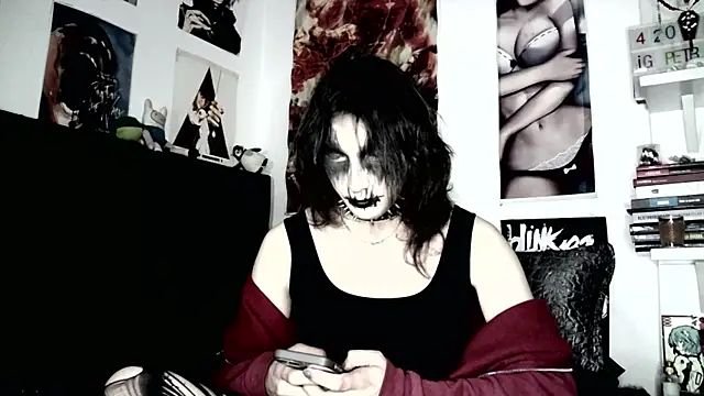 kiiler queen online show from June 8, 2026, 1:28 am