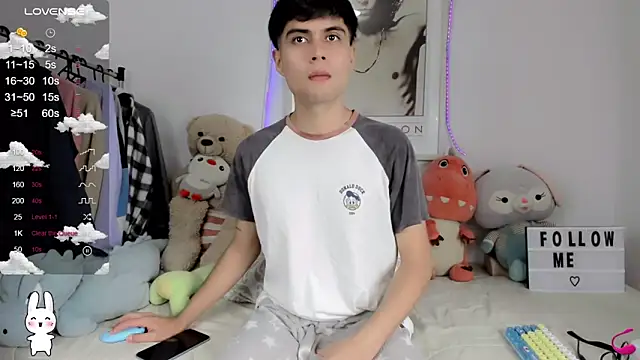 lucas cute online show from February 19, 2025, 3:16 pm