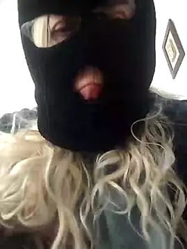 Impression222 online show from February 12, 2025, 11:29 am