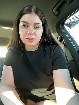 EllyNora online show from March 3, 2026, 2:45 pm