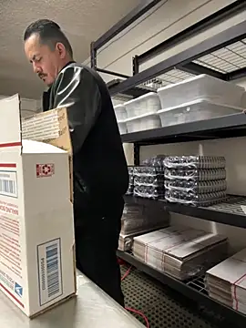 PeterGrandee online show from February 3, 2025, 5:56 pm