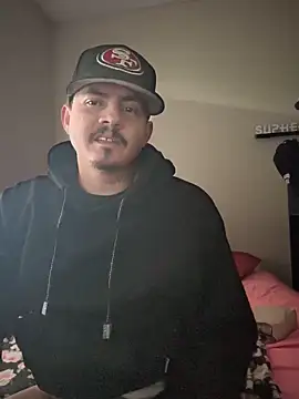 PeterGrandee online show from March 11, 2025, 9:37 pm