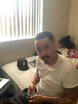 PeterGrandee online show from September 22, 2025, 5:48 pm