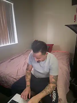 PeterGrandee online show from April 22, 2026, 5:58 pm