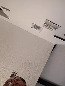 Peachestabby147 online show from September 23, 2025, 5:05 pm