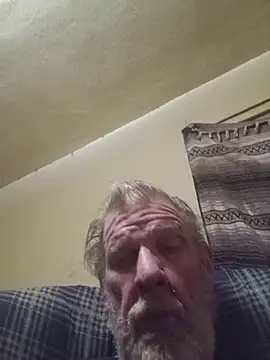 Snapshot of cmagic9 chatting on January 15, 2026, 3:22 am cmagic9 online show from January 15, 2026, 3:22 am