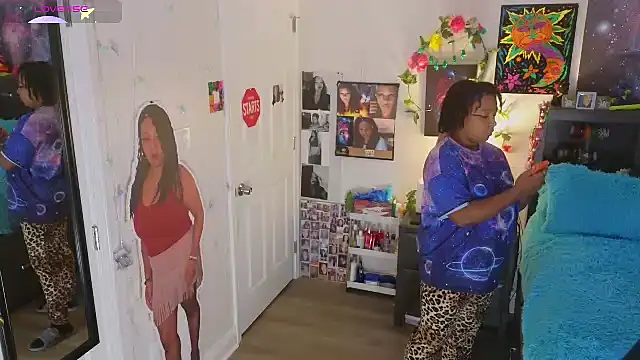 temptressbeauty24 online show from October 18, 2025, 3:09 am