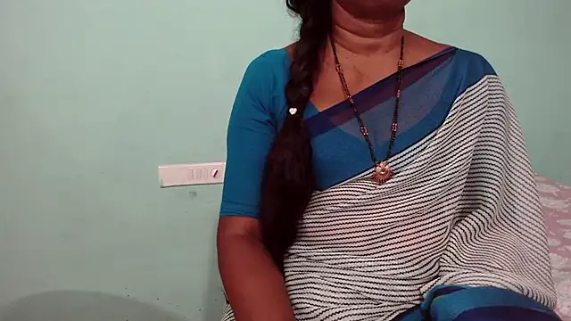 shrutitelugu69 online show from February 23, 2026, 2:25 pm