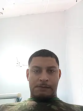 emrehliug12 online show from April 22, 2026, 3:02 pm