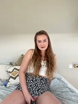 ElenaRebelle online show from December 19, 2024, 11:39 am