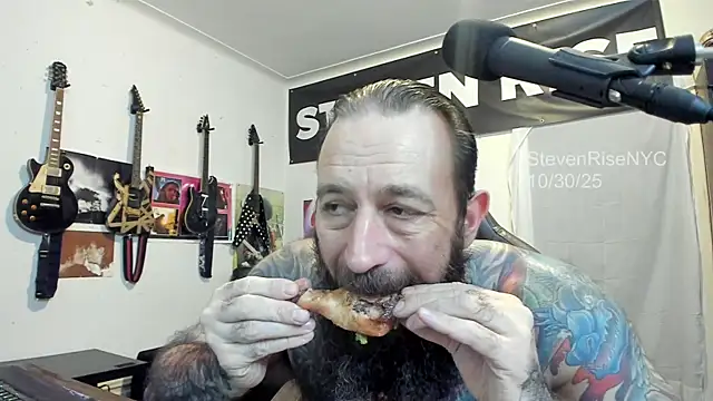 StevenRiseNYC online show from October 31, 2025, 2:34 am