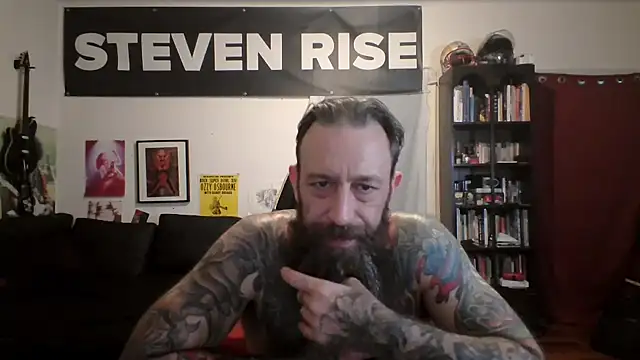 Snapshot of StevenRiseNYC chatting on May 23, 2026, 12:49 am StevenRiseNYC online show from May 23, 2026, 12:49 am