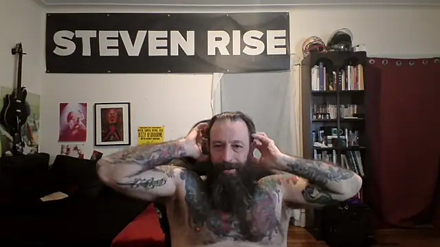 Snapshot of StevenRiseNYC chatting on May 31, 2026, 10:55 am StevenRiseNYC online show from May 31, 2026, 10:55 am