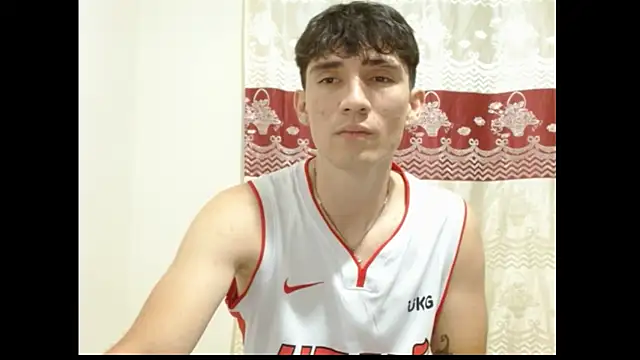 ChicoMaloFfF online show from December 5, 2025, 2:31 am