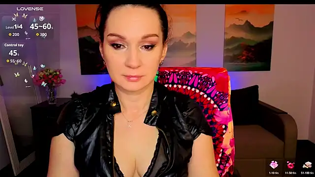 Sofia Ford online show from April 19, 2026, 7:07 am