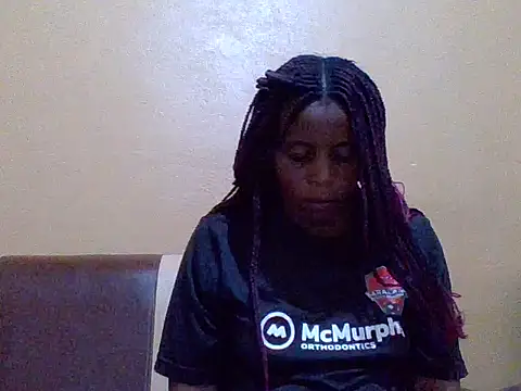 sweetbabra1 online show from October 17, 2025, 8:17 am