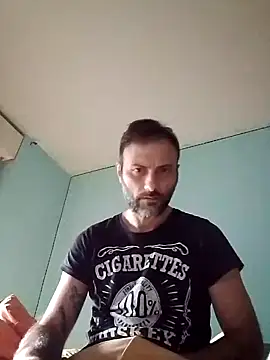 coppiasenzacensura online show from September 24, 2025, 9:23 am