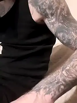 PIercingBoy38 online show from February 2, 2025, 6:42 pm