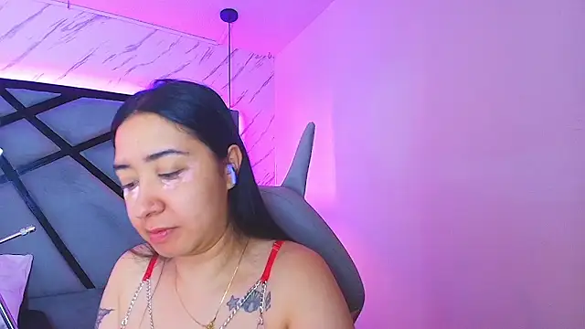 sayumi dirty online show from March 4, 2026, 7:09 pm