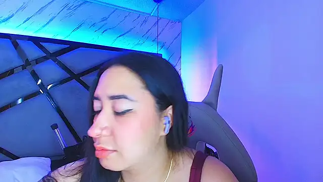 sayumi dirty online show from April 18, 2026, 7:58 pm