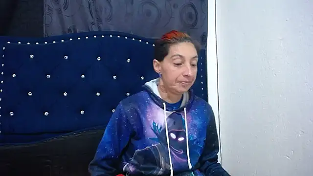 Snapshot of anyu1306 chatting on December 19, 2024, 7:40 am anyu1306 online show from December 19, 2024, 7:40 am