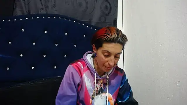 Snapshot of anyu1306 chatting on January 8, 2025, 2:25 am anyu1306 online show from January 8, 2025, 2:25 am