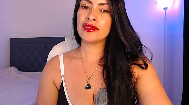susana07 online show from February 8, 2025, 1:11 pm