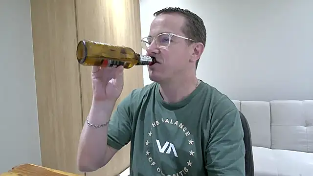 BrettJ81 online show from March 10, 2025, 3:41 pm