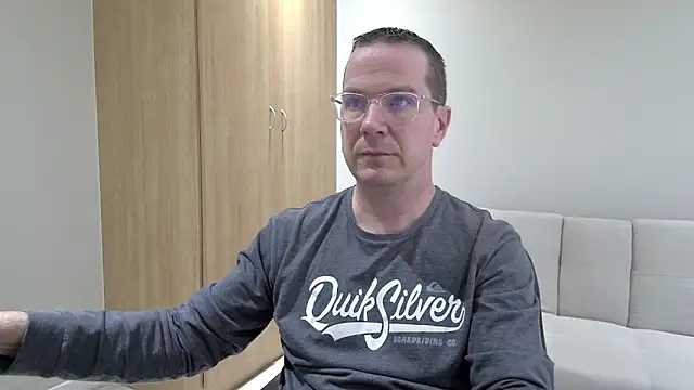 BrettJ81 online show from June 8, 2026, 2:28 pm