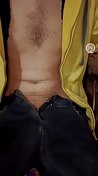 Snapshot of BrownBoy69666 chatting on December 9, 2024, 1:55 pm BrownBoy69666 online show from December 9, 2024, 1:55 pm