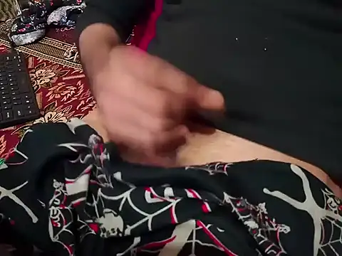 Snapshot of BrownBoy69666 chatting on January 6, 2025, 11:42 pm BrownBoy69666 online show from January 6, 2025, 11:42 pm