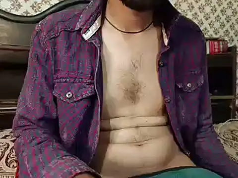 Snapshot of BrownBoy69666 chatting on February 18, 2025, 12:04 am BrownBoy69666 online show from February 18, 2025, 12:04 am