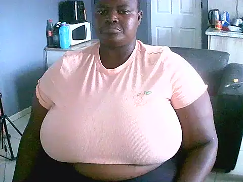 Snapshot of DarkBbw201 chatting on February 12, 2025, 12:55 pm DarkBbw201 online show from February 12, 2025, 12:55 pm