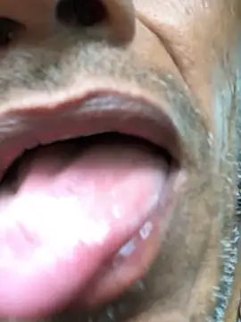 kvr27 online show from October 2, 2025, 1:40 pm