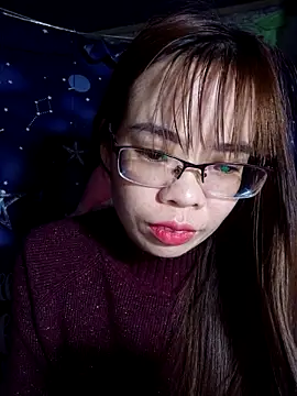   Mai-love19   online show from March 6, 2025, 1:57 pm