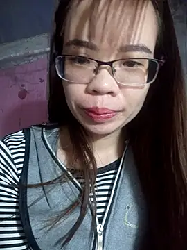   Mai-love19   online show from March 9, 2025, 11:03 pm