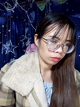   Mai-love19   online show from December 15, 2025, 2:05 am