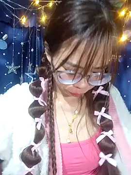   Mai-love19   online show from February 3, 2026, 2:53 am