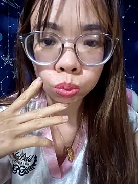   Mai-love19   online show from March 21, 2026, 8:19 am