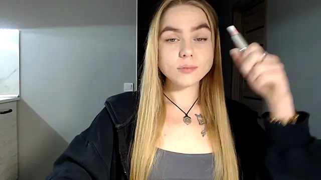 Snapshot of Sunbeam_ chatting on January 15, 2025, 8:05 pm Sunbeam online show from January 15, 2025, 8:05 pm