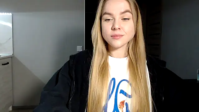 Snapshot of Sunbeam_ chatting on February 12, 2025, 7:56 pm Sunbeam online show from February 12, 2025, 7:56 pm