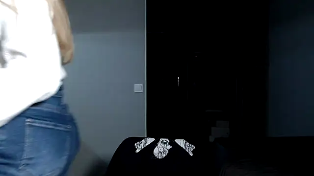 Snapshot of Sunbeam_ chatting on February 19, 2025, 8:52 pm Sunbeam online show from February 19, 2025, 8:52 pm