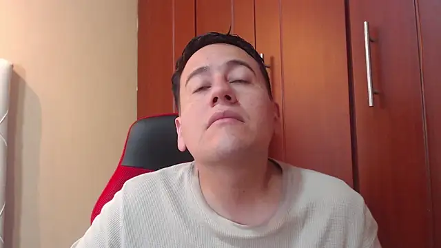 oliver price1 online show from December 24, 2024, 11:00 pm