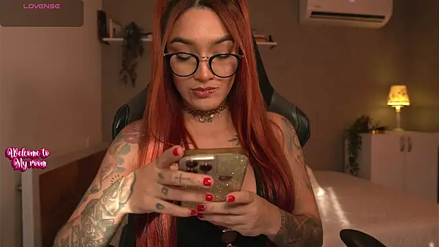 Snapshot of DaniDusan_ chatting on February 1, 2025, 10:02 pm DaniDusan  online show from February 1, 2025, 10:02 pm