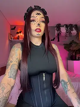 DaniDusan  online show from November 1, 2025, 7:49 pm