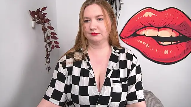 LaraDream online show from March 25, 2026, 4:24 pm