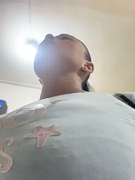 Snapshot of sofia_xxx02 chatting on February 3, 2026, 11:48 am sofia xxx02 online show from February 3, 2026, 11:48 am