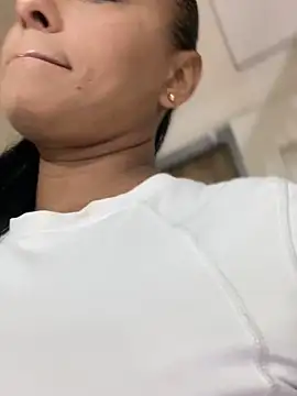 Snapshot of sofia_xxx02 chatting on February 20, 2026, 11:54 am sofia xxx02 online show from February 20, 2026, 11:54 am