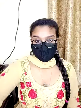 Snapshot of Jasmine_jaaan chatting on January 23, 2025, 4:30 am Jasmine jaaan online show from January 23, 2025, 4:30 am